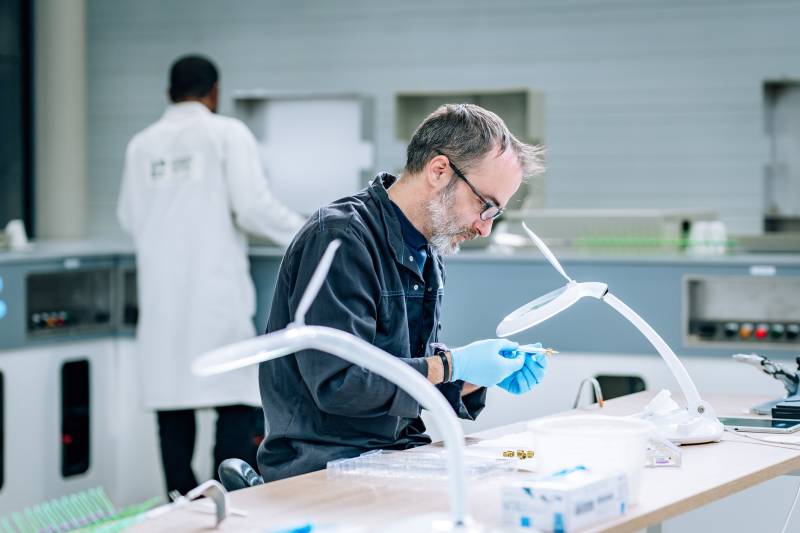 Nos nouveaux locaux à Bordeaux conçus pour répondre aux exigences du traitement de surface du secteur des dispositifs médicaux !